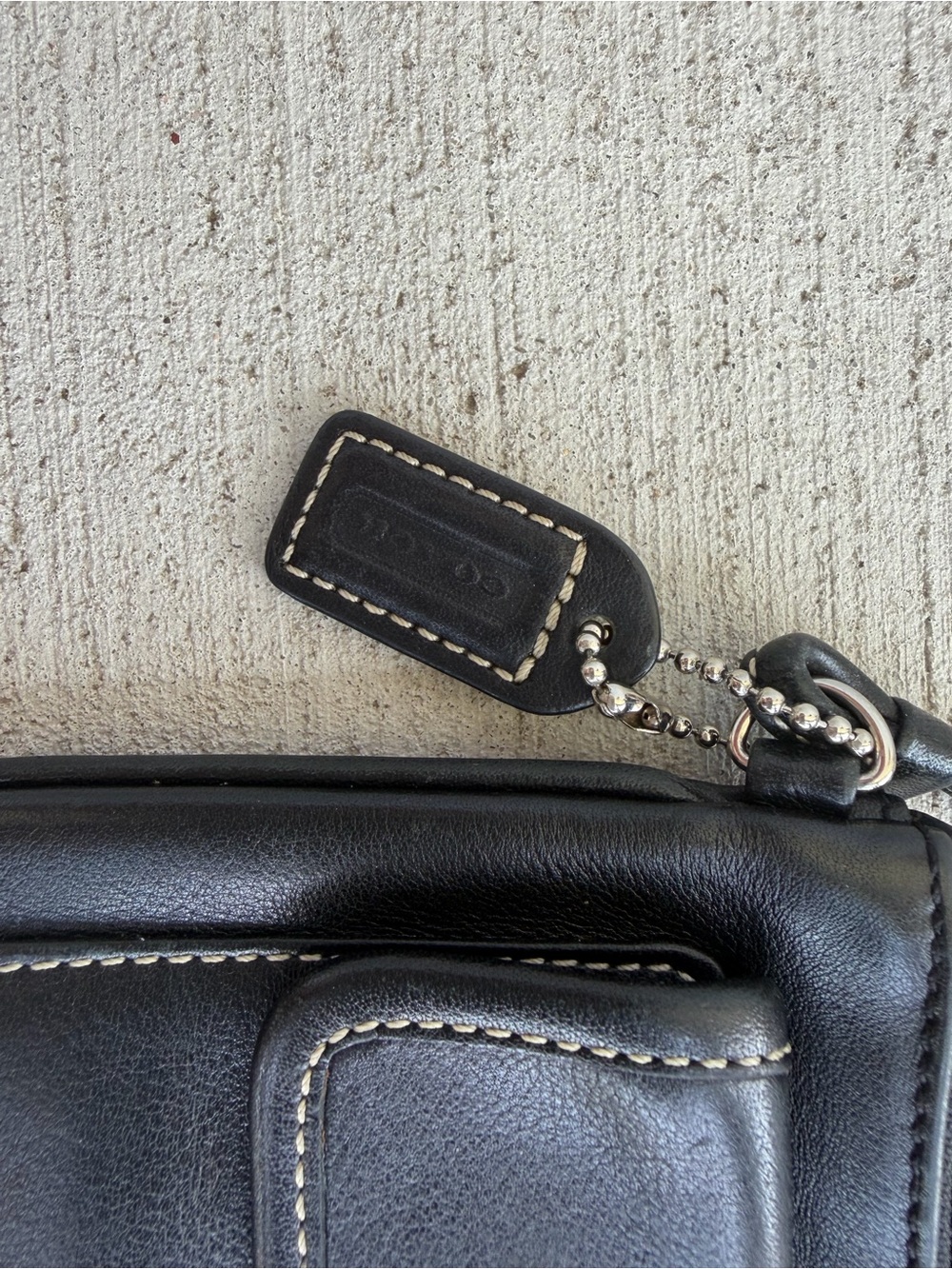 Vintage Coach Black Leather Buckle Wristlet Baguette Y2K Mini Purse 7” Shoulder - Picture 3 of 10